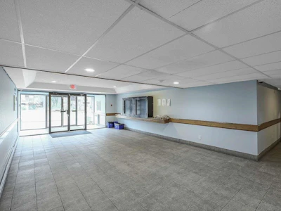 143-8500 Ackroyd Road - 5
