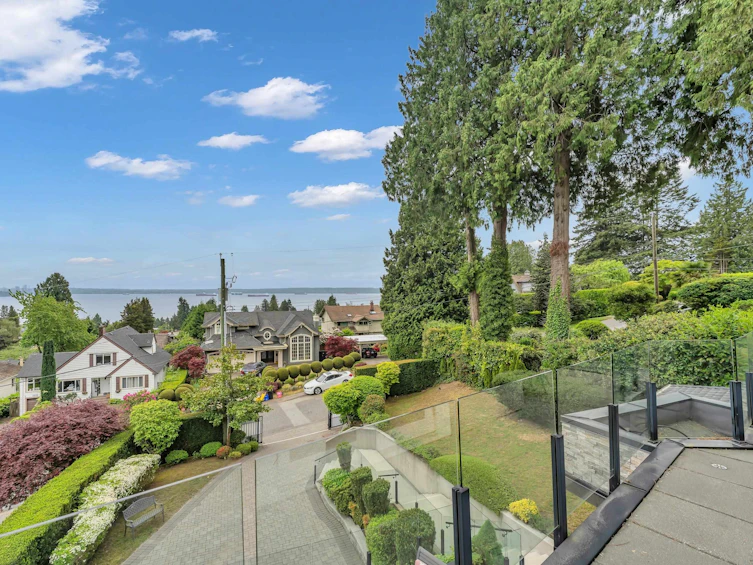 2567 Lawson Avenue, West Vancouver, BC, V7V 2G1 - 22