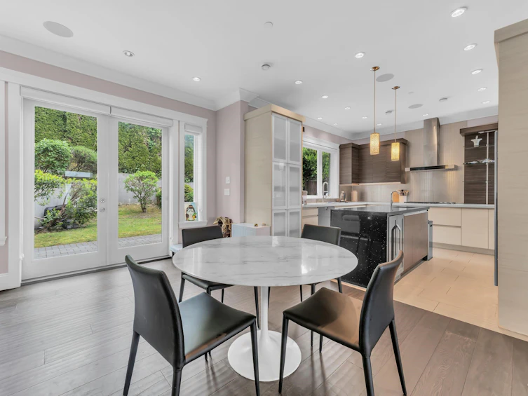 2567 Lawson Avenue, West Vancouver, BC, V7V 2G1 - 18