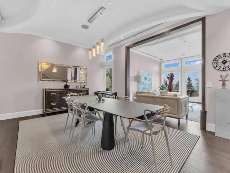 2567 Lawson Avenue, West Vancouver, BC, V7V 2G1 - 11