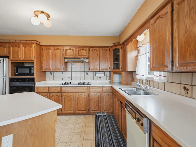46337 Christina Drive, Chilliwack, BC, V2R 2B5 - 16