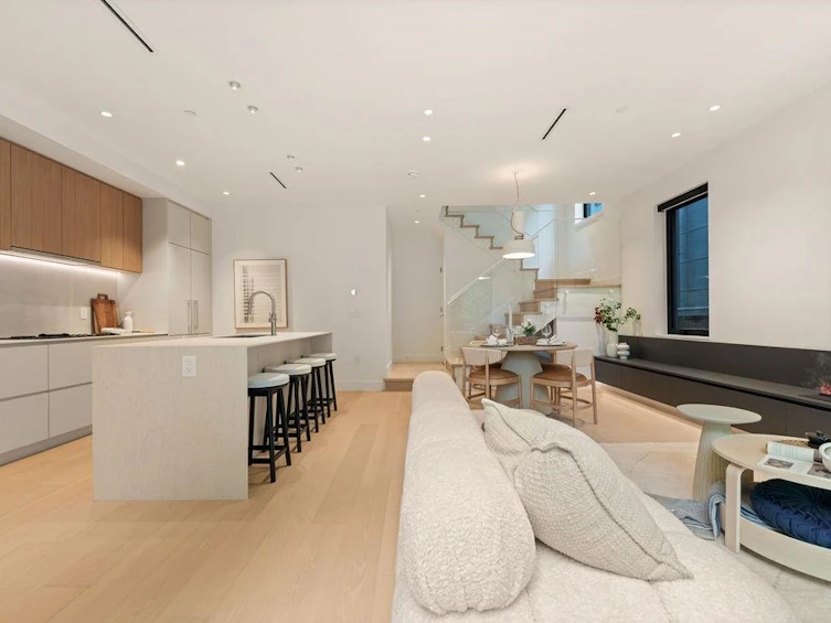 1-2926 W 12th Avenue, Vancouver, BC, V6K 2R3 - 6
