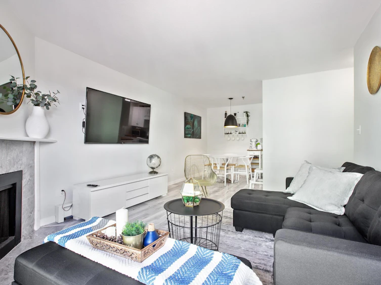440-22661 Lougheed Highway, Maple Ridge, BC, V2X 2V4 - 2