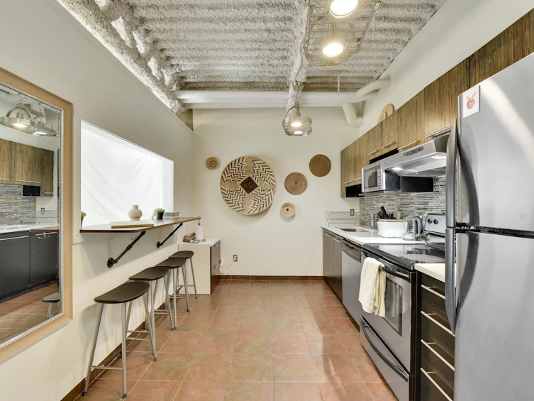 305-350 E 2nd Avenue, Vancouver, BC, V5T 4R8 - 11