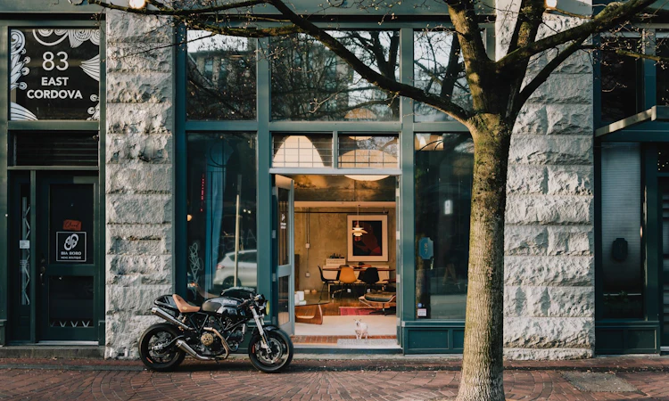 87 E Cordova Street