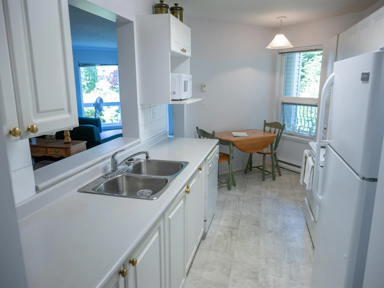205-3172 Gladwin Road, Abbotsford, BC, V2T 5T3 - 16