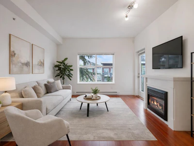 403-2488 Kelly Avenue - 3