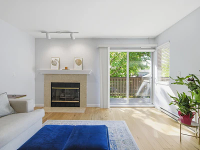 836 Roche Point Drive - 4