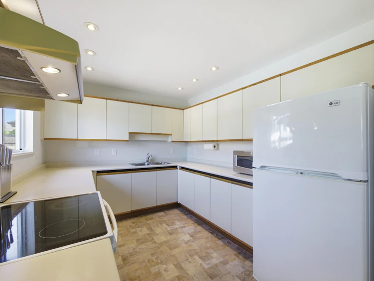 836 Roche Point Drive, North Vancouver, BC, V7H 2T9 - 9