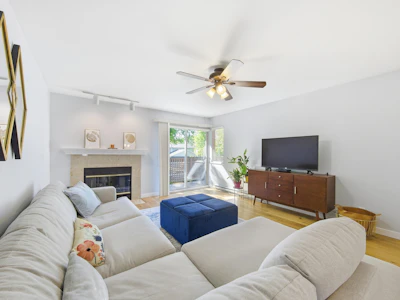 836 Roche Point Drive - 3