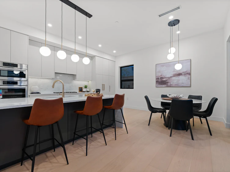 1605 E 21st Avenue, Vancouver, BC, V5N 3V8 - 10