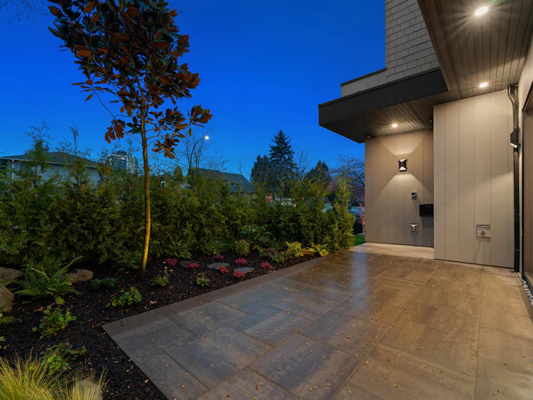1605 E 21st Avenue, Vancouver, BC, V5N 3V8 - 32