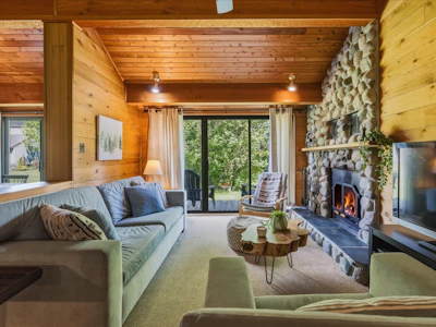 C1-6900 Crabapple Drive - 5
