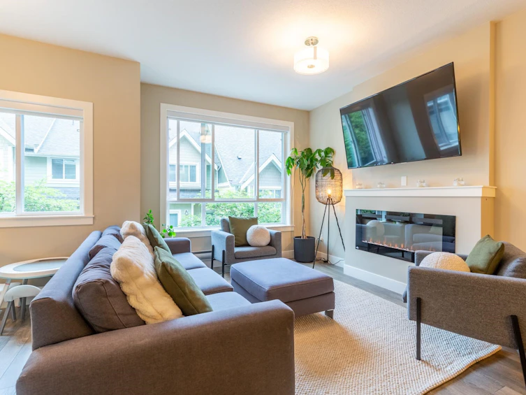 104-1405 Dayton Street, Coquitlam, BC, V3E 0L4 - 2