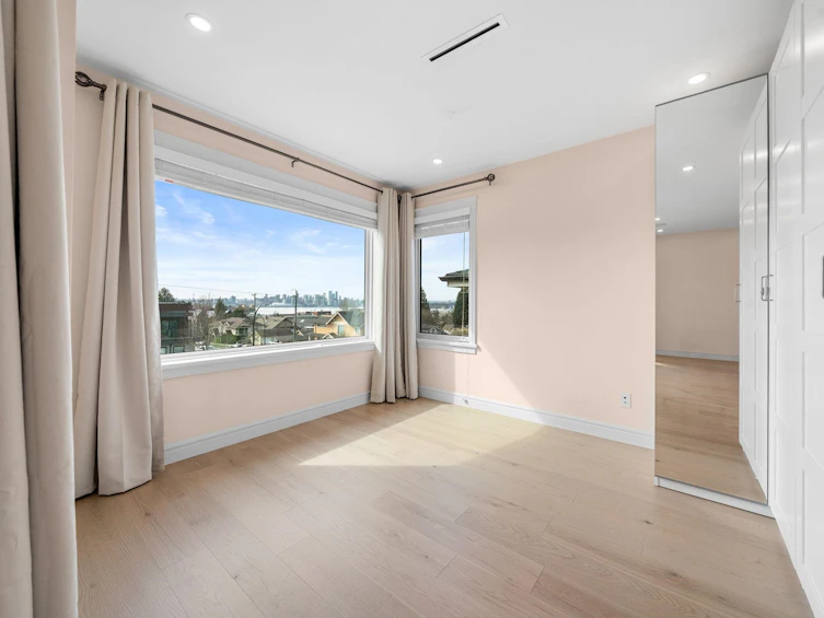 462 W 14th Street, North Vancouver, BC, V7M 1P7 - 28
