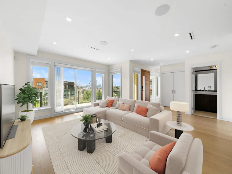462 W 14th Street, North Vancouver, BC, V7M 1P7 - 7