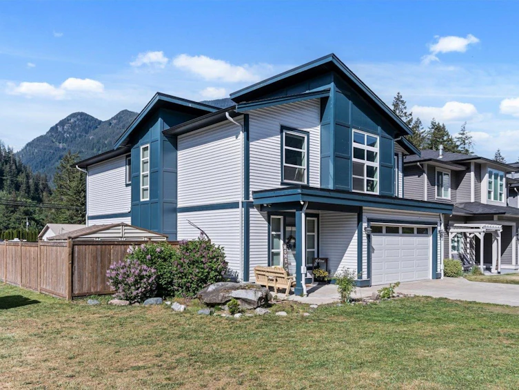 65511 Skylark Lane, Hope, BC, V0X 1L1 - 2
