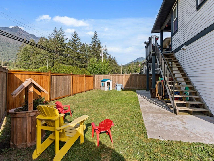 65511 Skylark Lane, Hope, BC, V0X 1L1 - 33