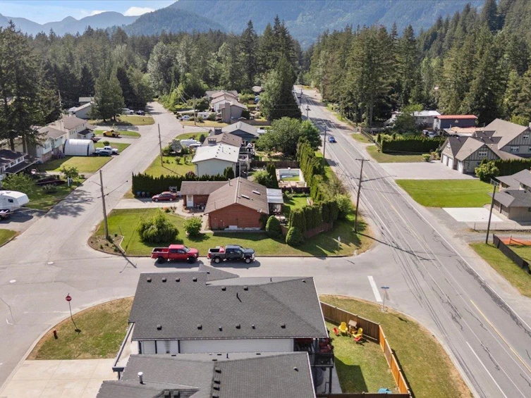 65511 Skylark Lane, Hope, BC, V0X 1L1 - 37