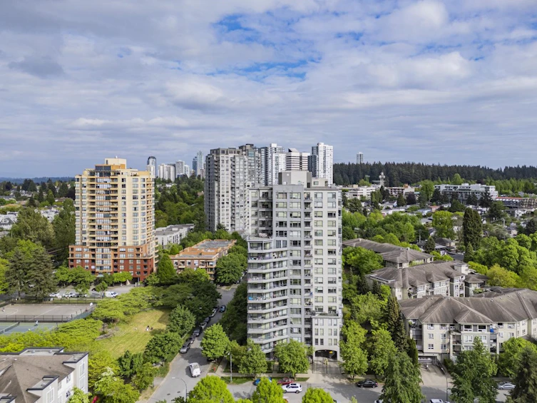 503-3520 Crowley Drive, Vancouver, BC, V5R 6G9 - 4