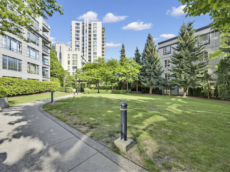 503-3520 Crowley Drive, Vancouver, BC, V5R 6G9 - 28