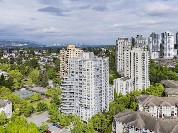 503-3520 Crowley Drive, Vancouver, BC, V5R 6G9 - 5