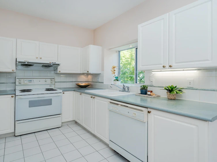 11-8300 Jones Road, Richmond, BC, V6Y 1L6 - 15
