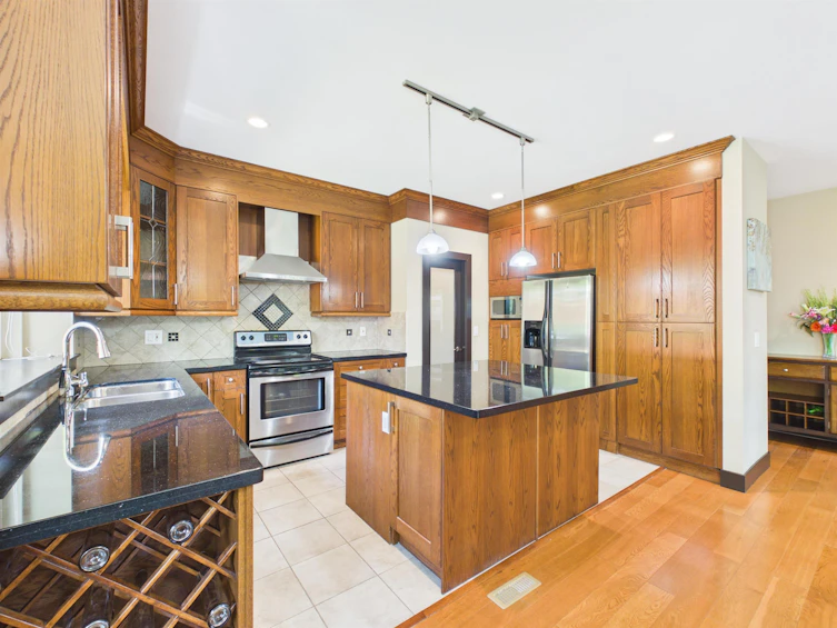 3351 Canary Place, Coquitlam, BC, V3E 0E1 - 16