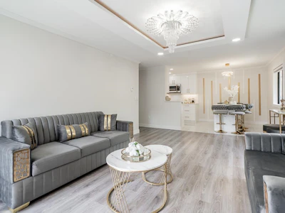 406-9672 134 Street - 4