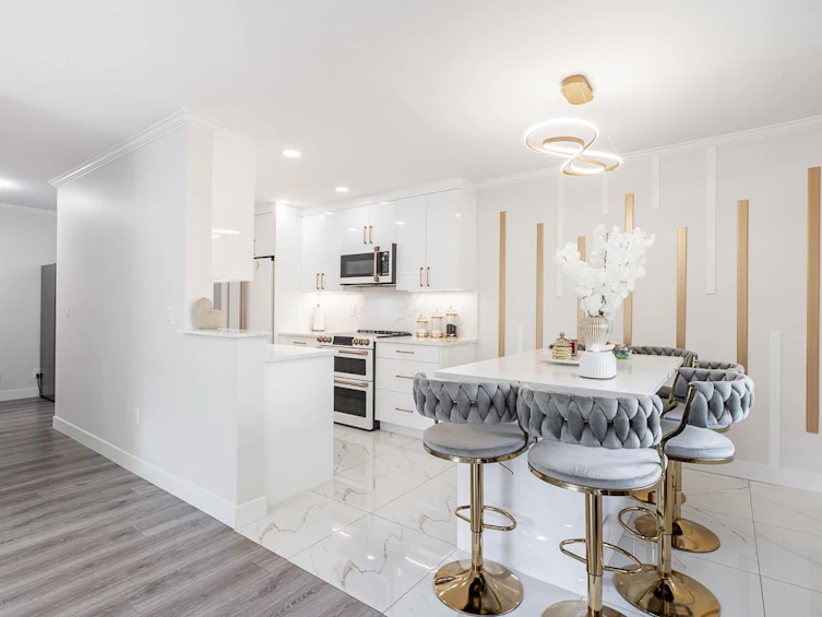 406-9672 134 Street, Surrey, BC, V3T 5L5 - 7