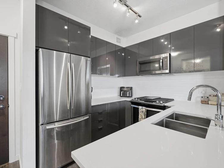 304-15137 33 Avenue, Surrey, BC, V3Z 0Y1 - 12