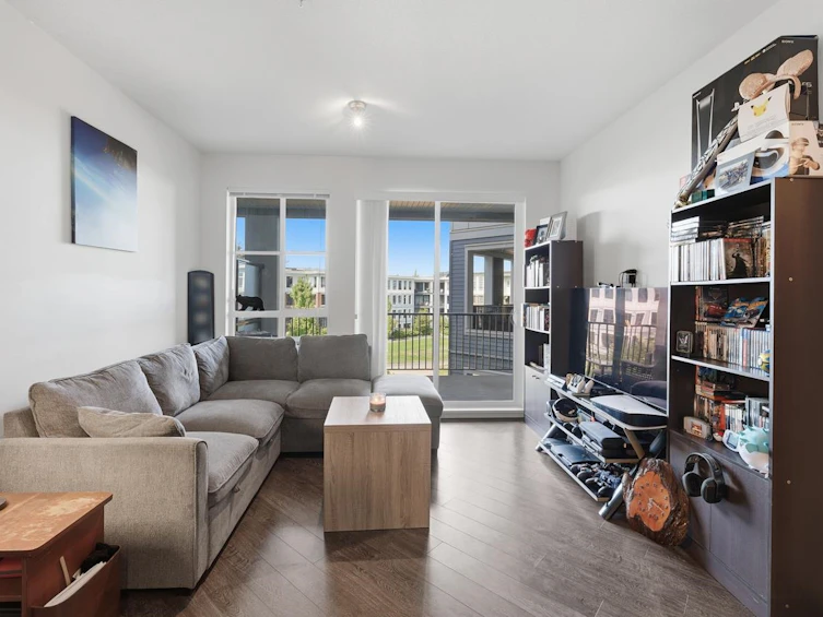 304-15137 33 Avenue, Surrey, BC, V3Z 0Y1 - 4