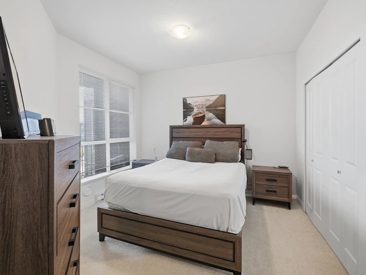 304-15137 33 Avenue, Surrey, BC, V3Z 0Y1 - 15