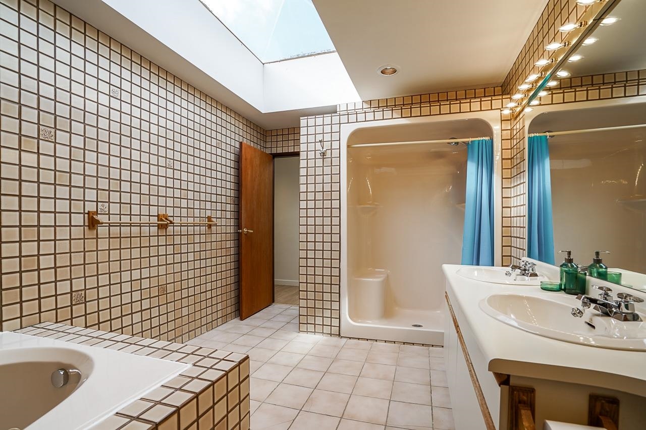 6379 Bruce Street, West Vancouver, BC, V5P 3K3 - 14