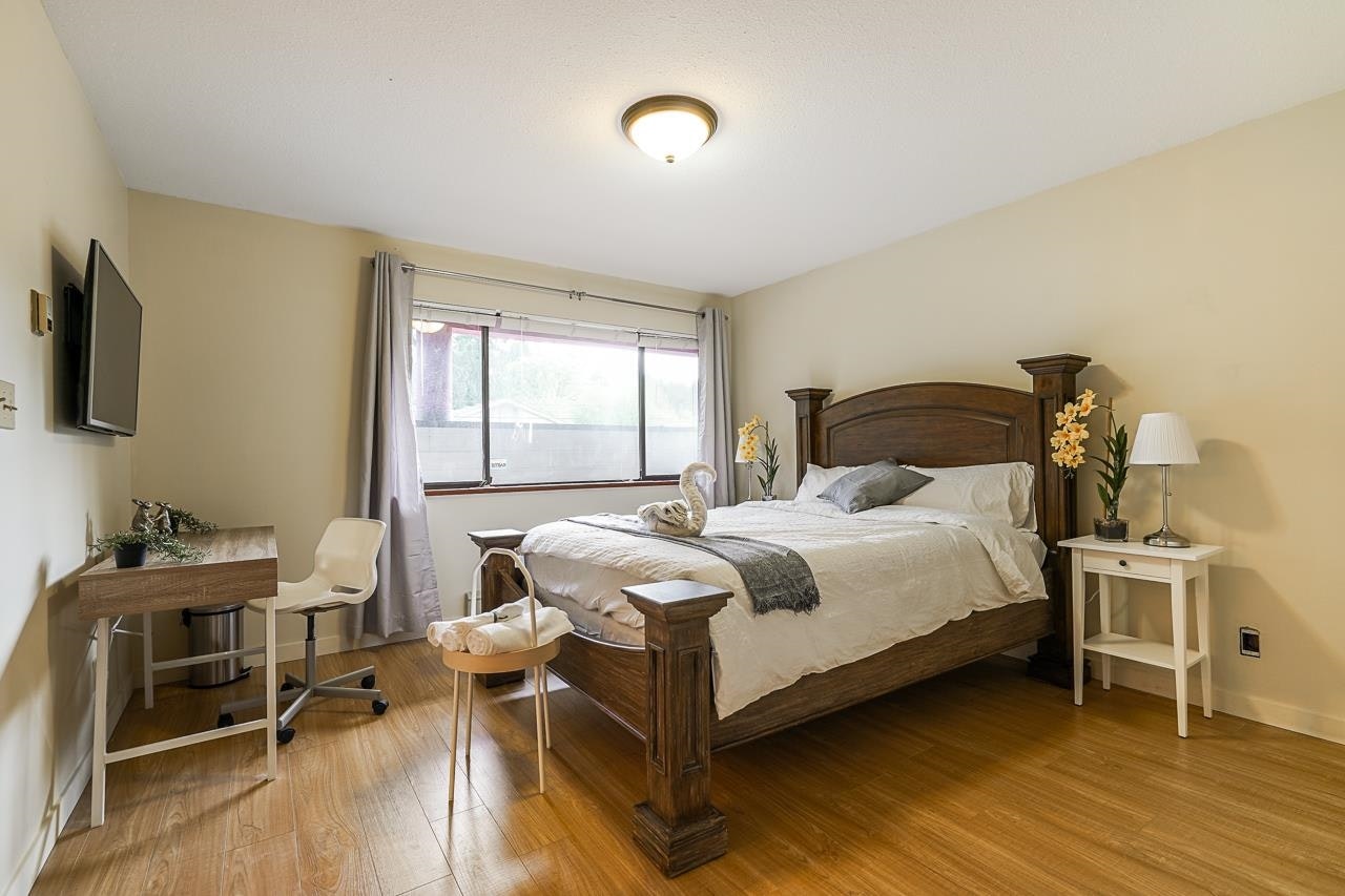 6379 Bruce Street, West Vancouver, BC, V5P 3K3 - 19