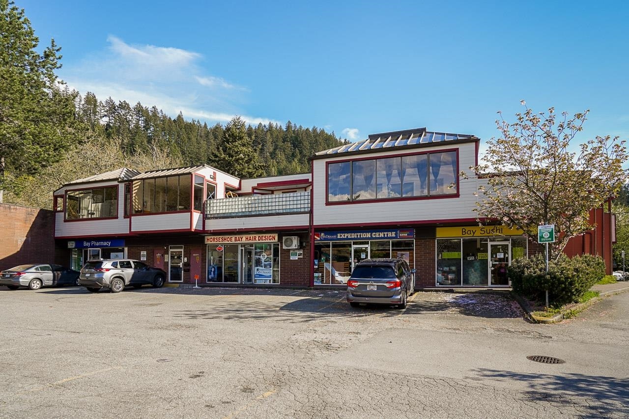 6379 Bruce Street, West Vancouver, BC, V5P 3K3 - 35