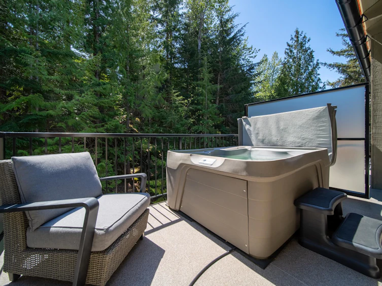 3A-2230 Eva Lake Road, Whistler, BC, V8E 0M5 - 3