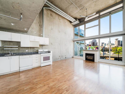 431-289 Alexander Street - 5