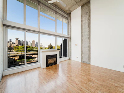 431-289 Alexander Street - 2