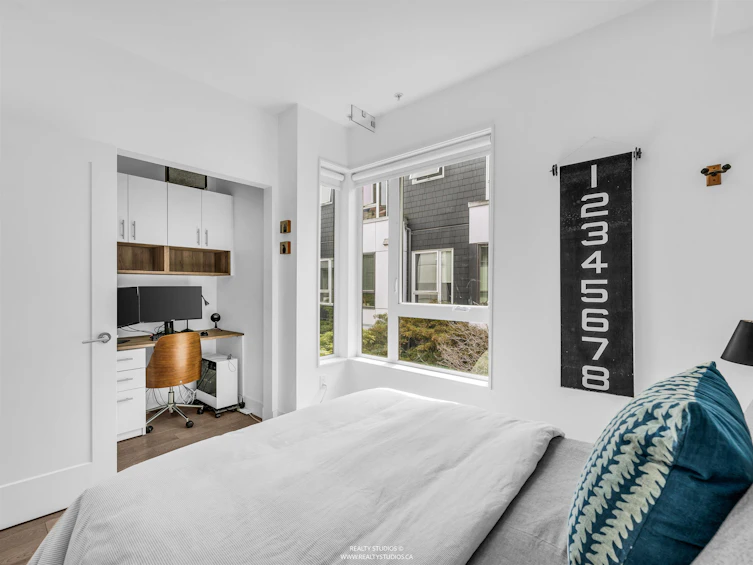 627 Victoria Drive, Vancouver, BC, V5L 0C3 - 14