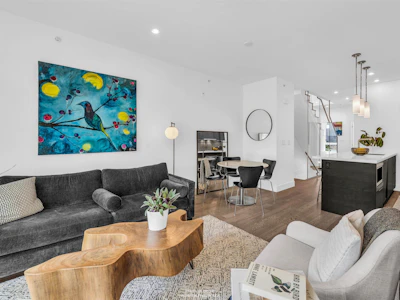 627 Victoria Drive - 5