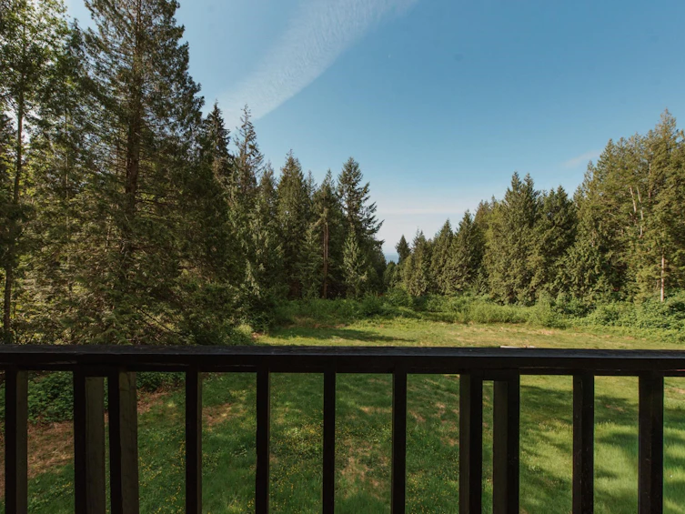 2617 Sunshine Coast Highway, Roberts Creek, BC, V0N 2W4 - 13