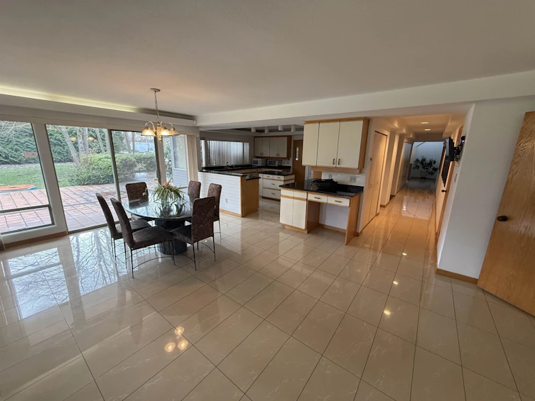 10520 Sidaway Road, Richmond, BC, V6W 1C4 - 4