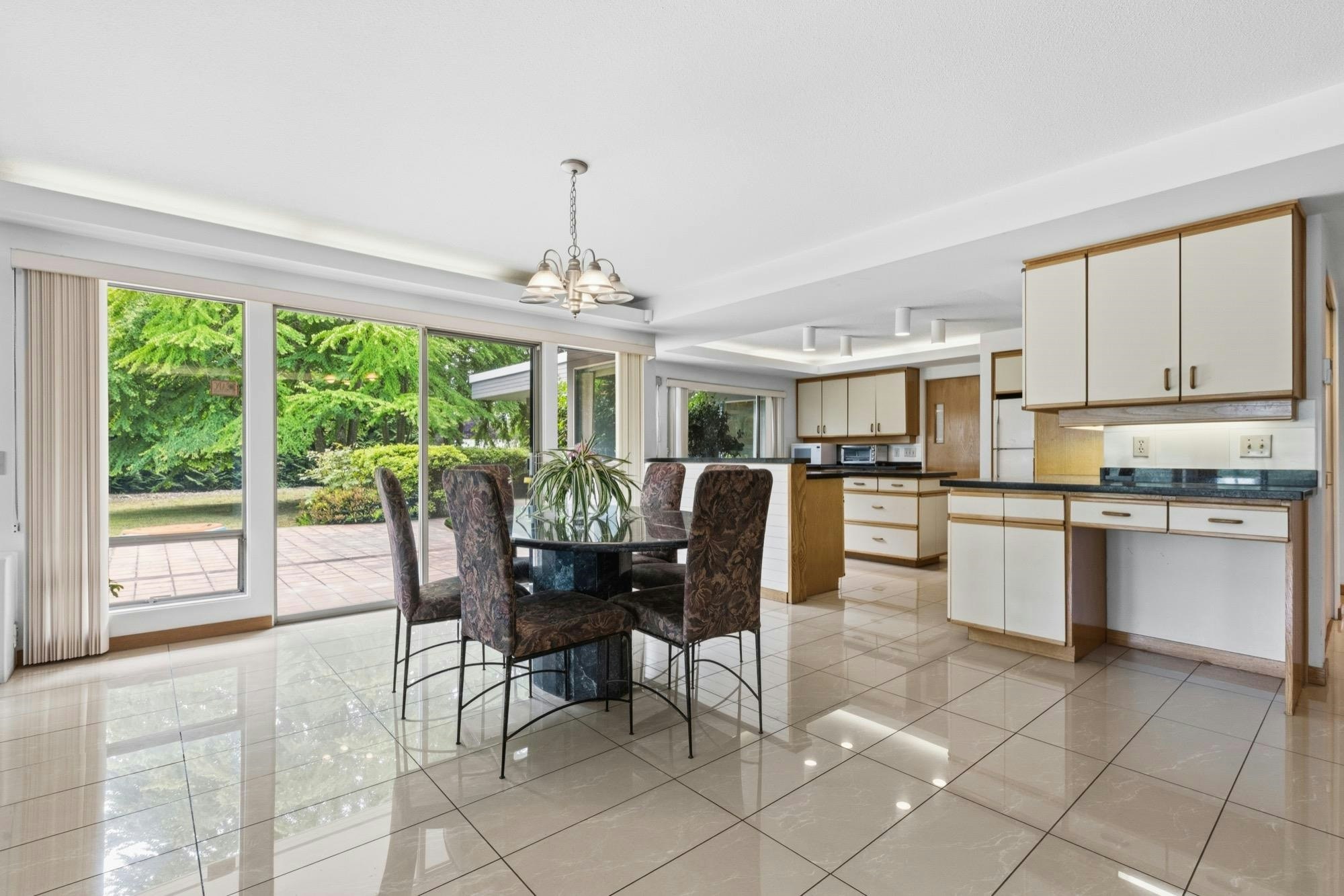 10520 Sidaway Road, Richmond, BC, V6W 1C4 - 22