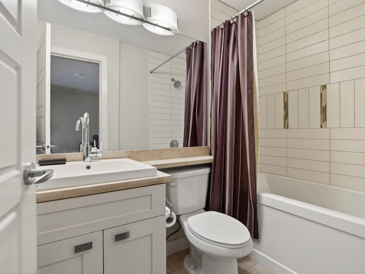 216-20068 Fraser Highway, Langley, BC, V3A 0H2 - 27