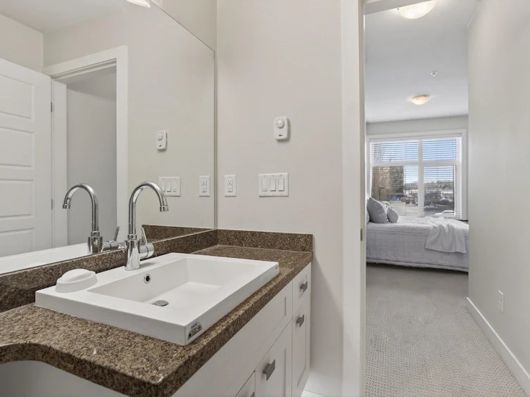 216-20068 Fraser Highway, Langley, BC, V3A 0H2 - 23