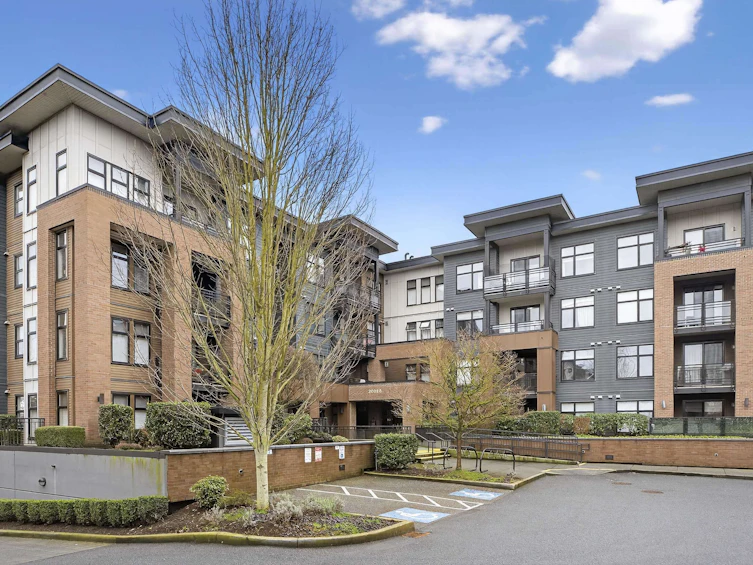 216-20068 Fraser Highway, Langley, BC, V3A 0H2 - 2