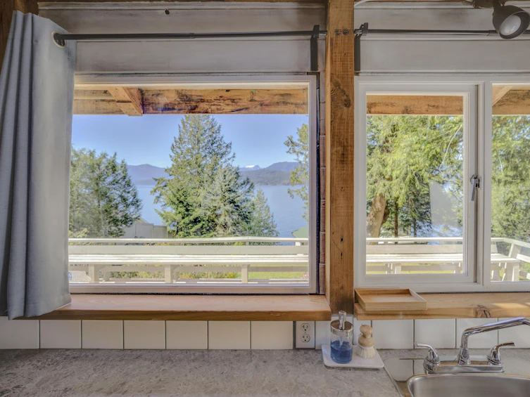 276 Smugglers Cove Road, Bowen Island, BC, V0N 1G1 - 29