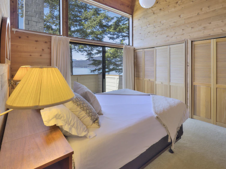 276 Smugglers Cove Road, Bowen Island, BC, V0N 1G1 - 16