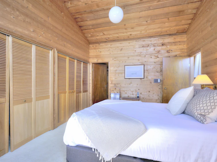 276 Smugglers Cove Road, Bowen Island, BC, V0N 1G1 - 15